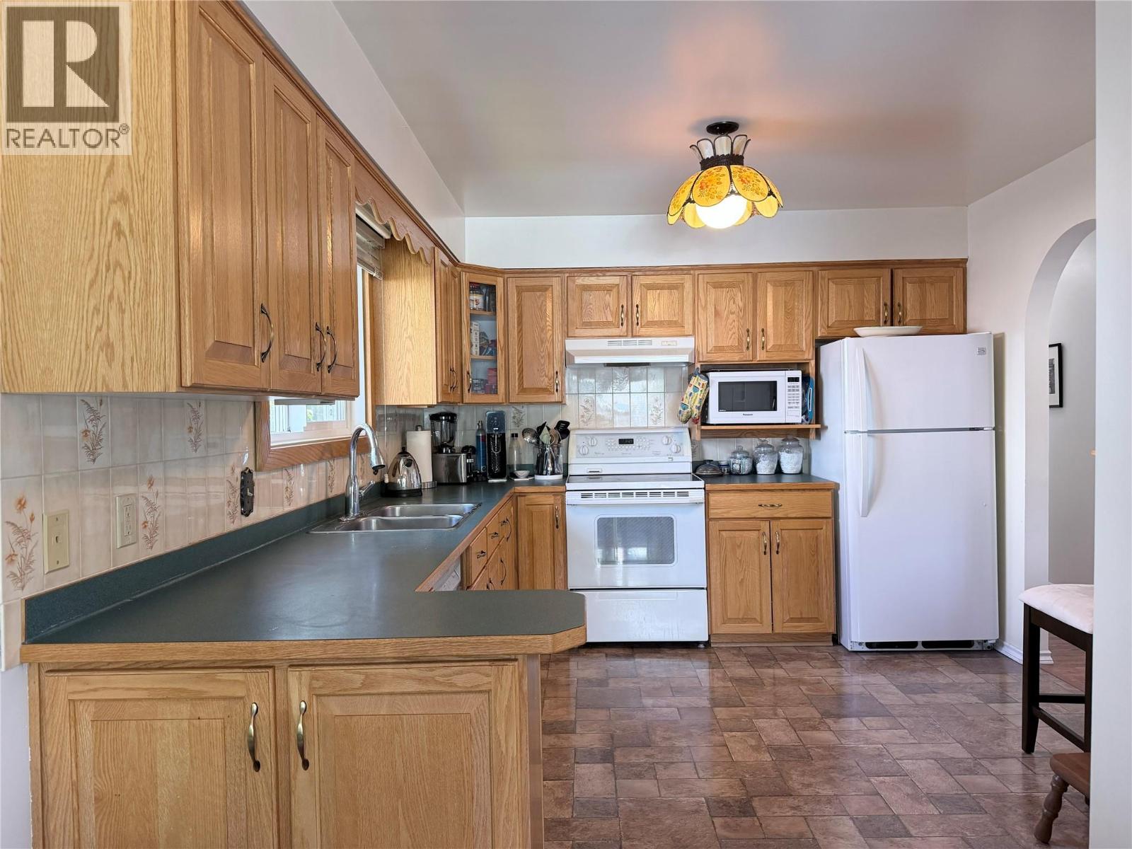 66 WALLINGER Avenue - 24