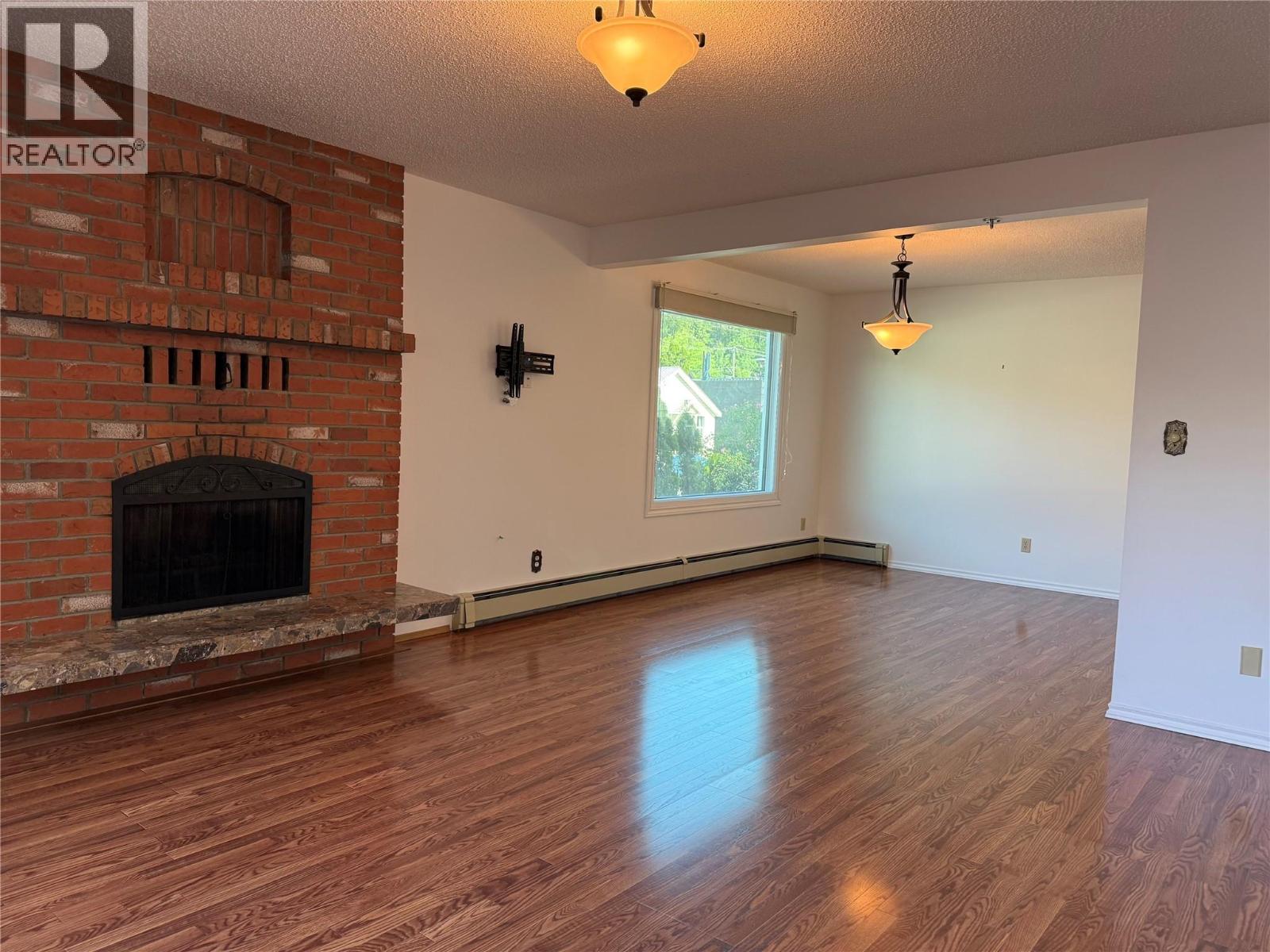 66 WALLINGER Avenue - 18