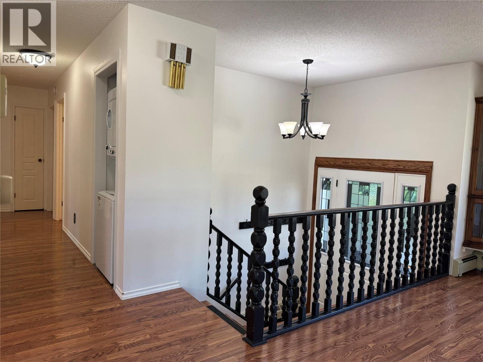 66 WALLINGER Avenue - 16