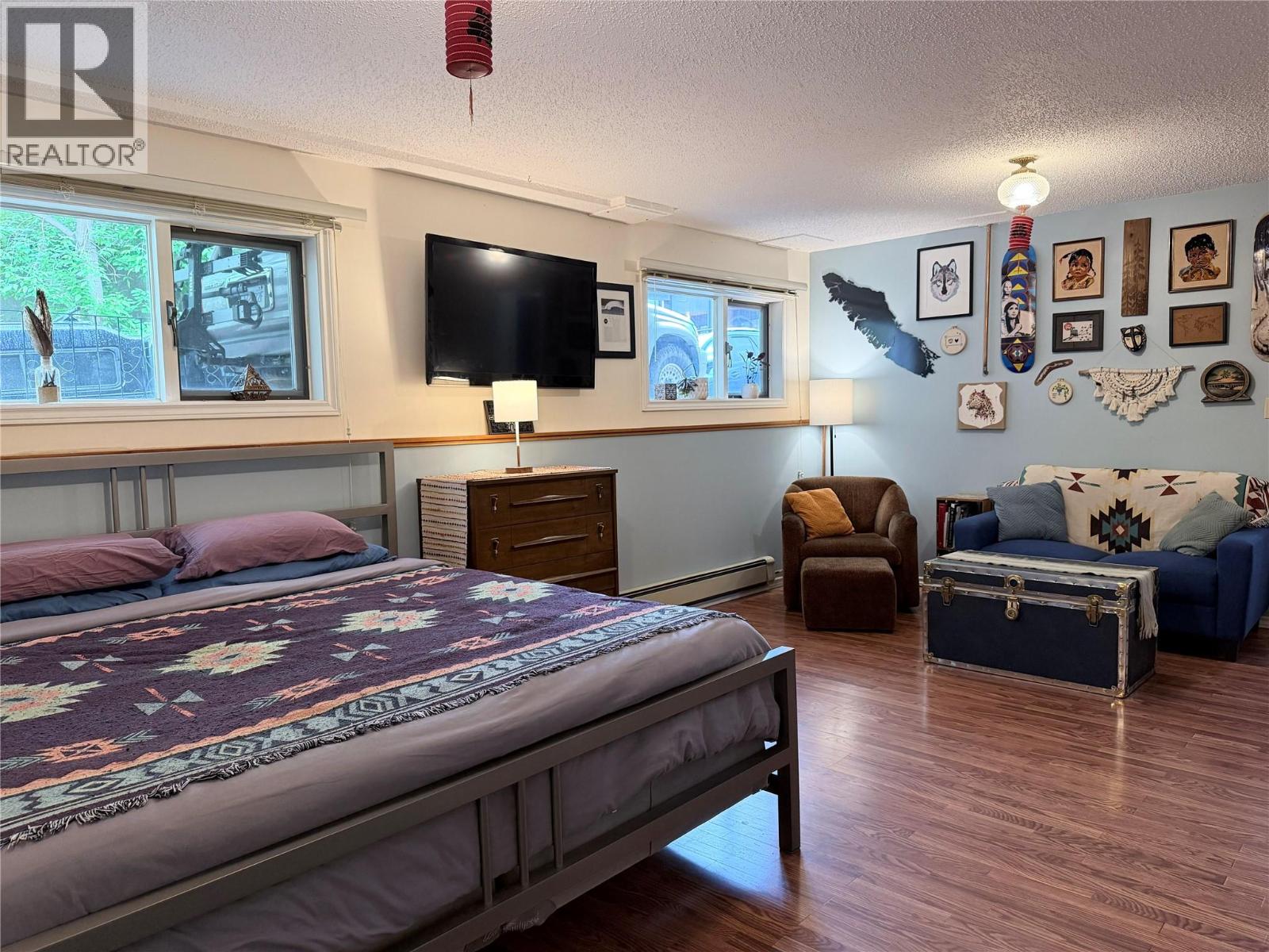 66 WALLINGER Avenue - 48