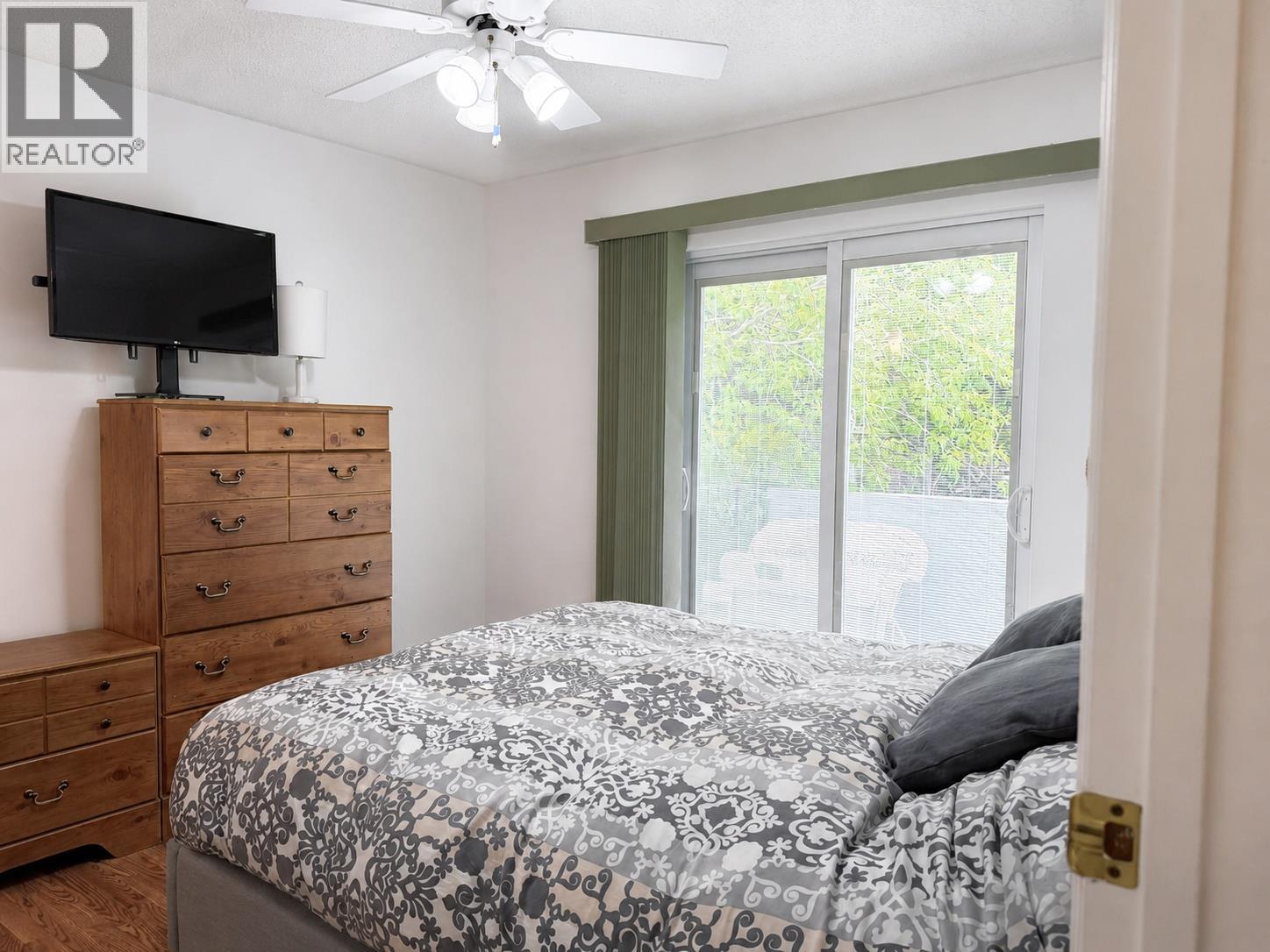 66 WALLINGER Avenue - 36