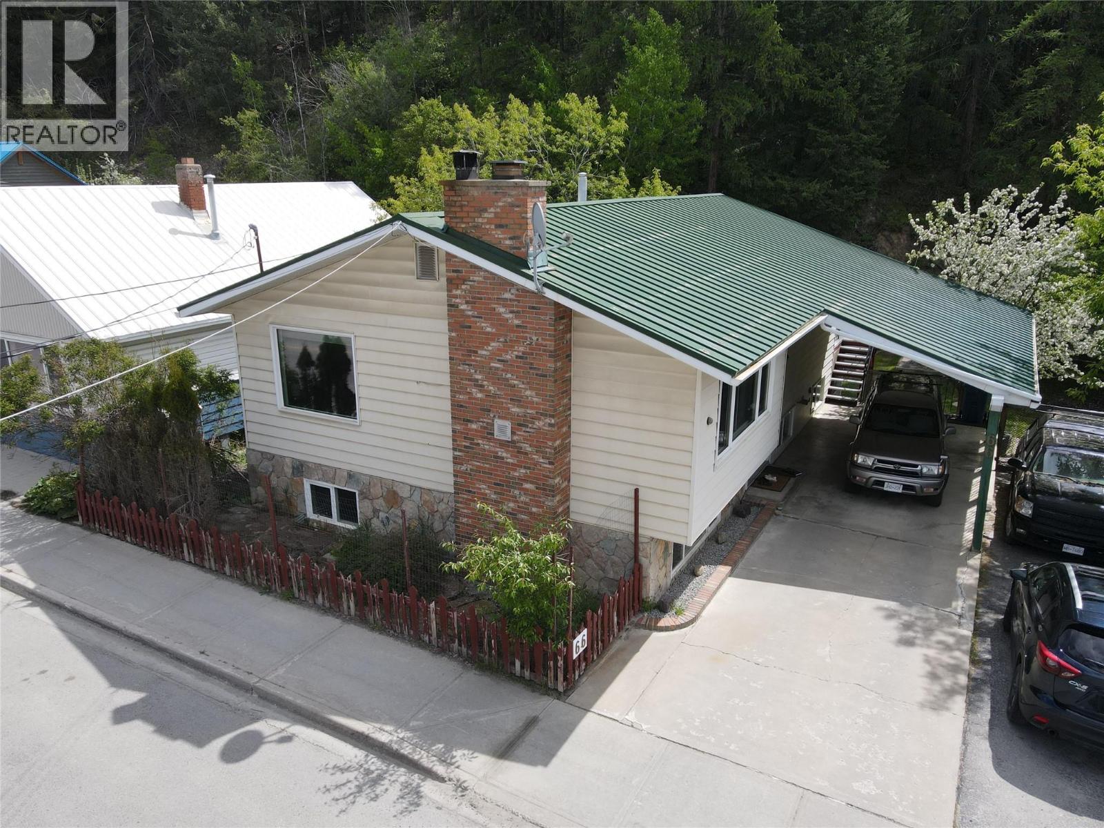 66 WALLINGER Avenue - 1