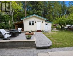 Partial ensuite bathroom - 66 Wallinger Avenue, Kimberley, BC V1A1Y5 Photo 6