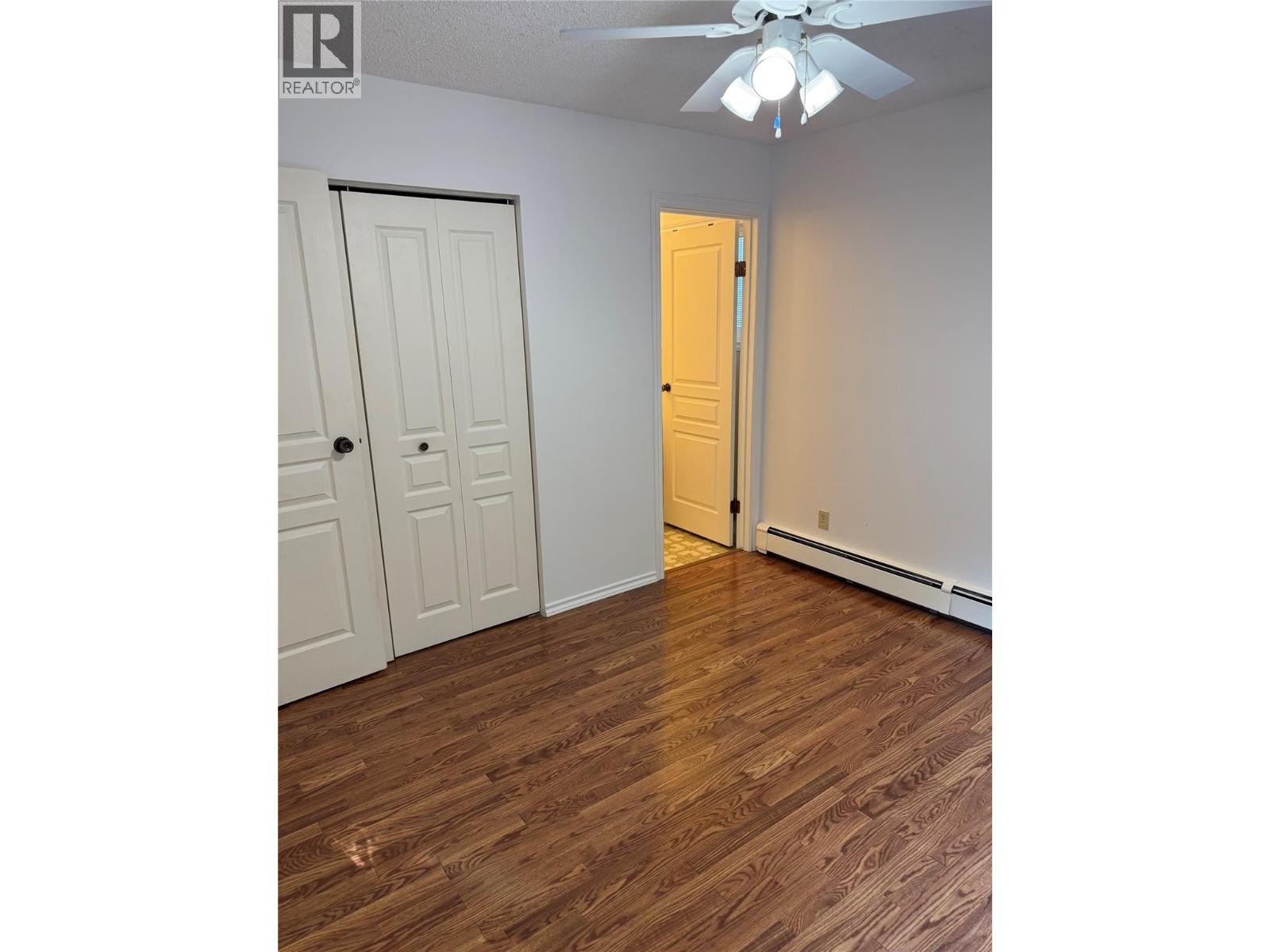 66 WALLINGER Avenue - 38