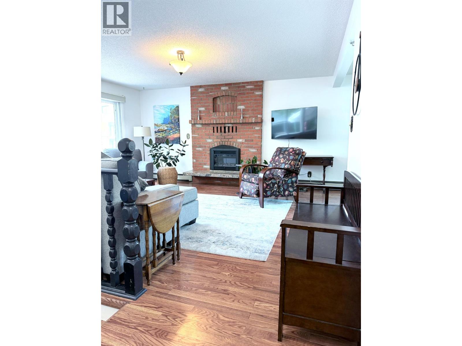 66 WALLINGER Avenue - 17
