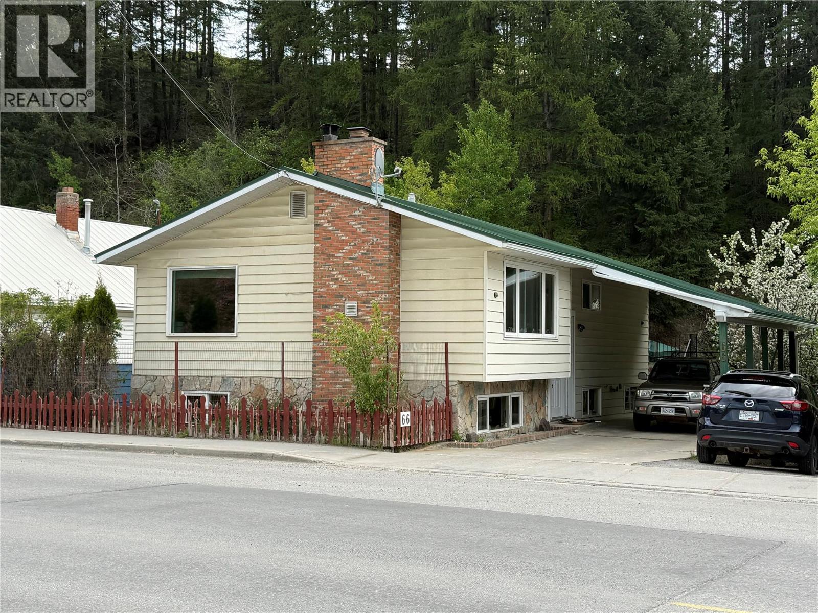 66 WALLINGER Avenue - 3