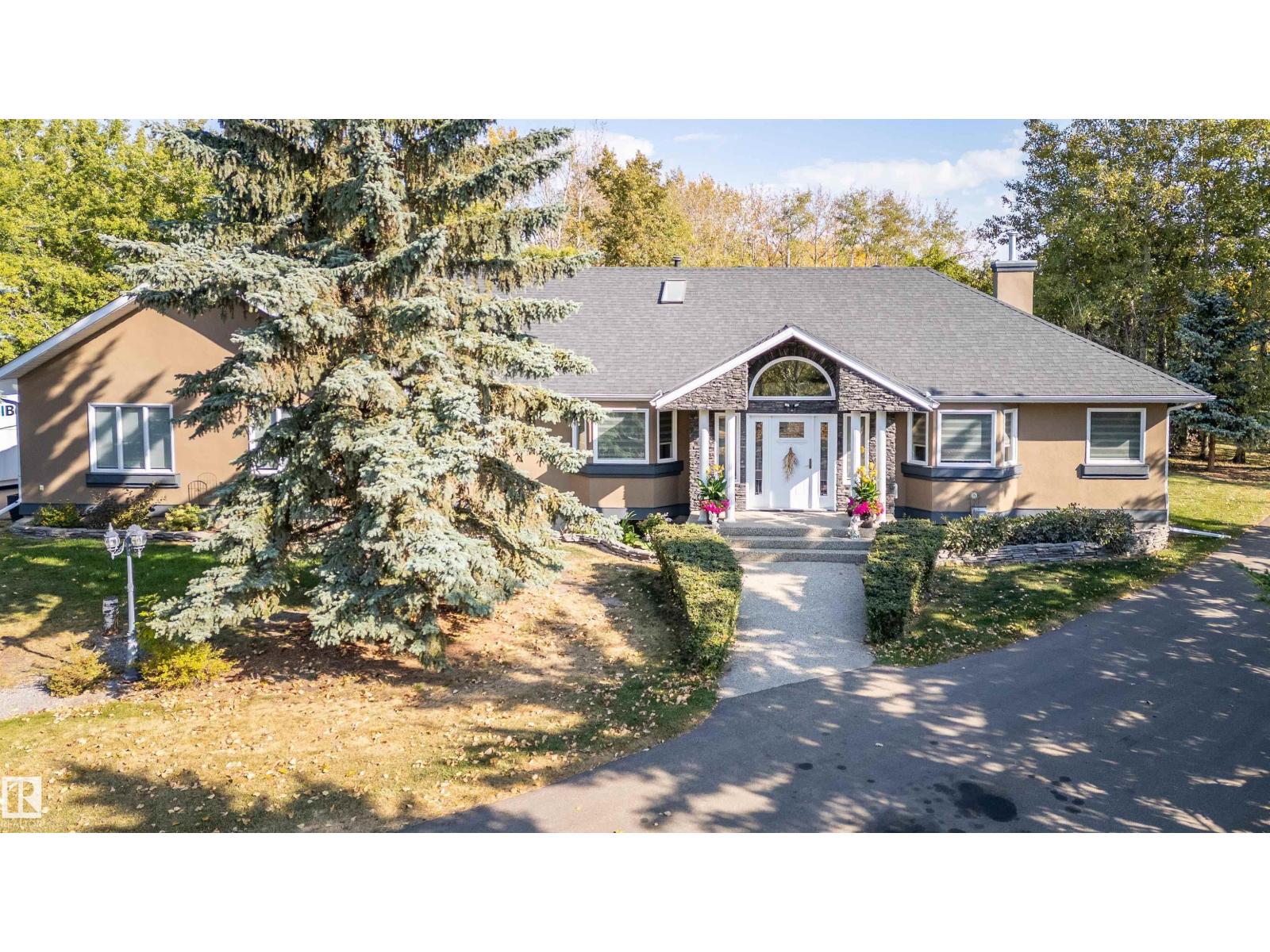 349 52471 RGE ROAD 223 - 1