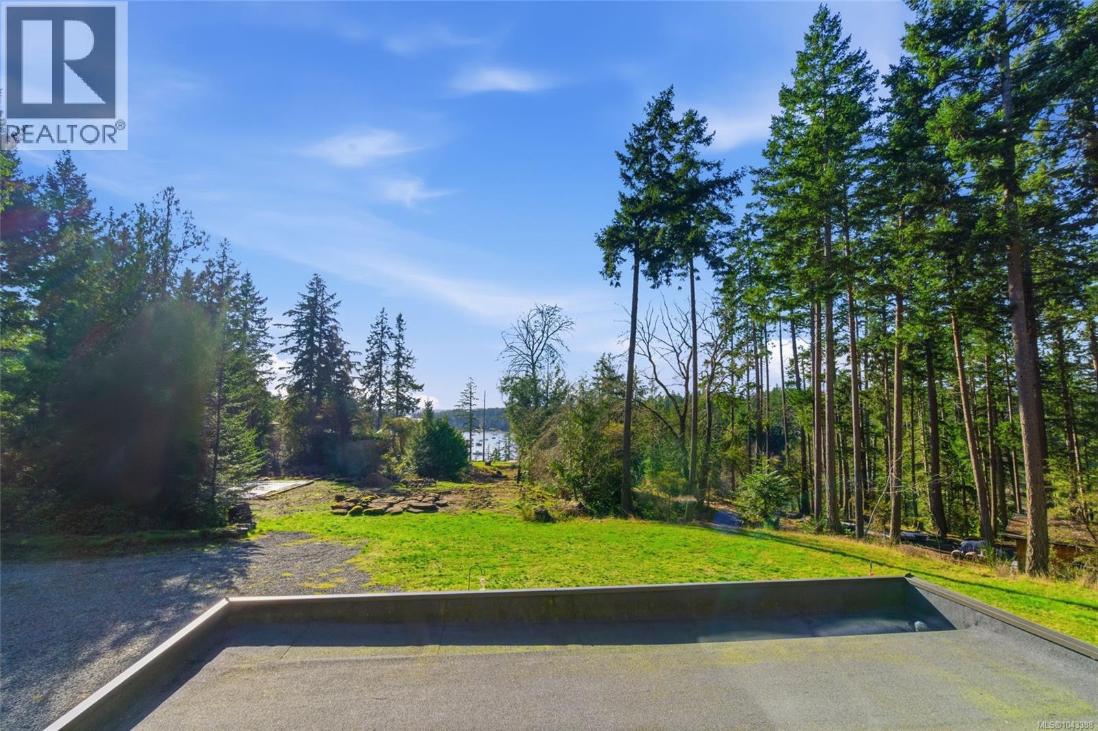 1805 Stalker Rd - Image 45