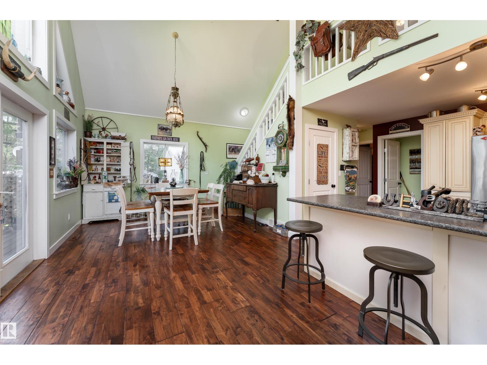 130 Lakeshore DR - 11