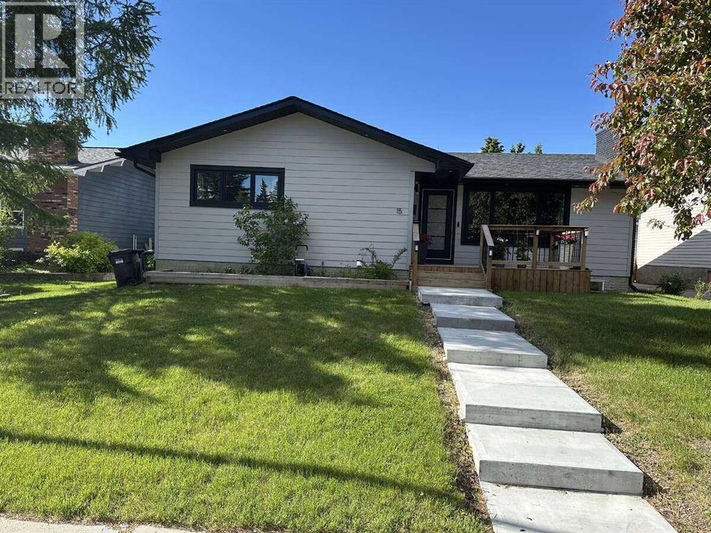 15 Brookmere Place SW - 1