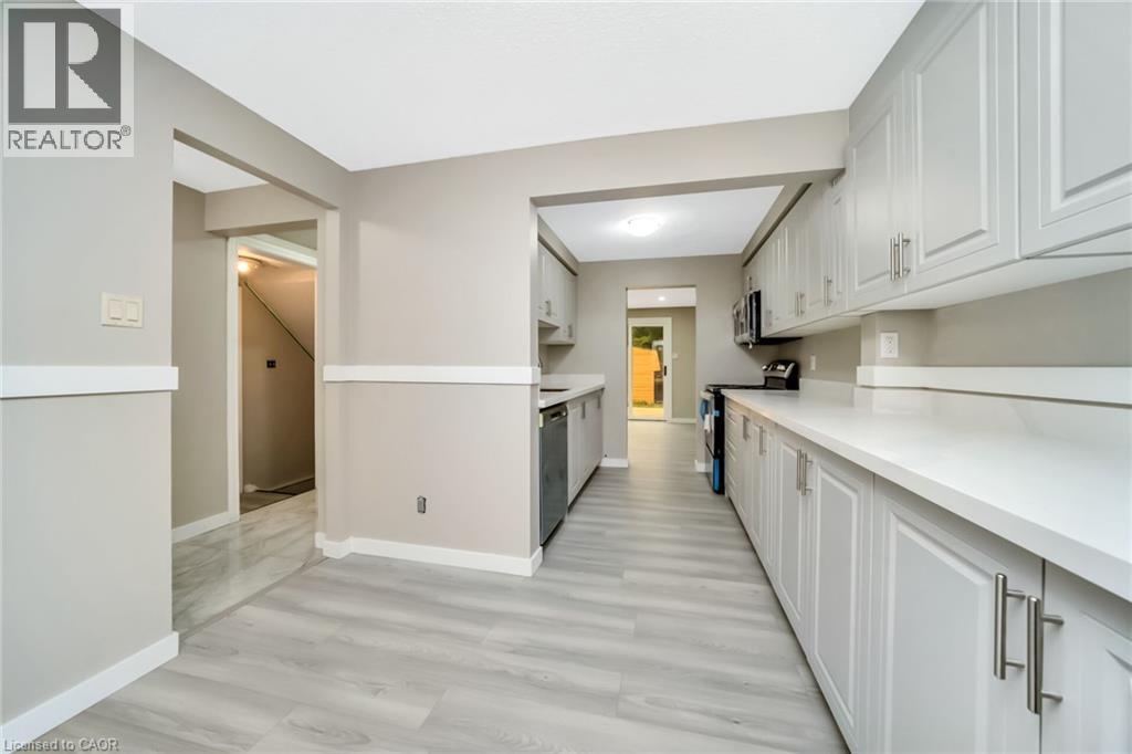 53 BURNS Drive - Image 7