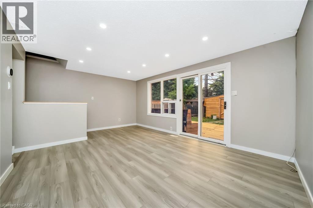 53 BURNS Drive - Image 9