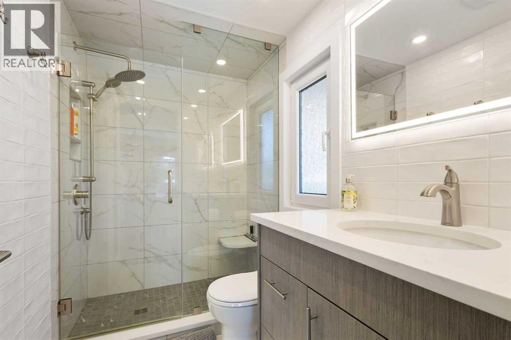 10720 Maplecrest Road SE - 23
