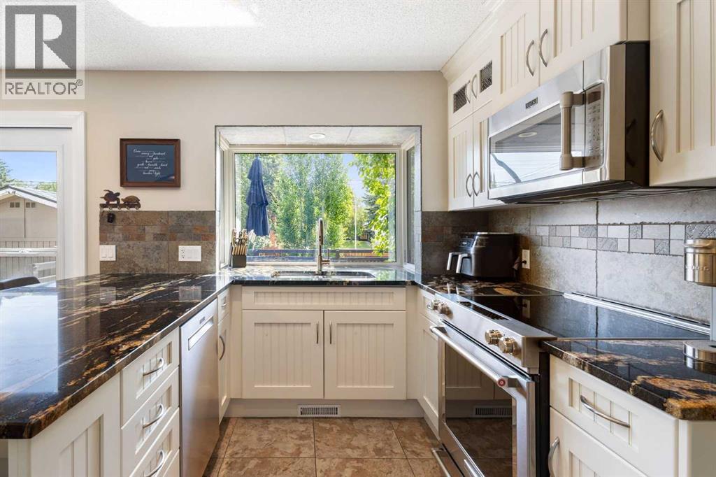 10720 Maplecrest Road SE - 8