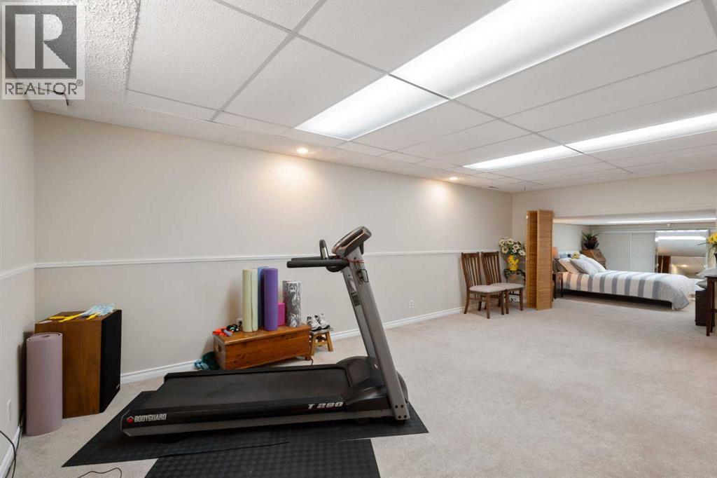 10720 Maplecrest Road SE - 28