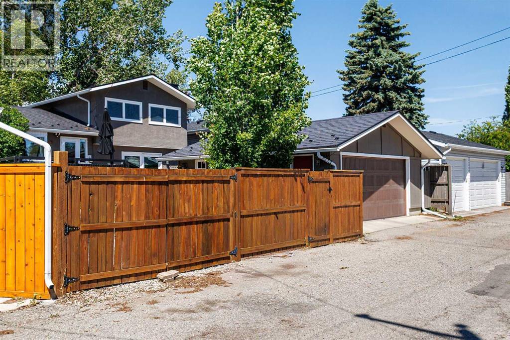 10720 Maplecrest Road SE - 40