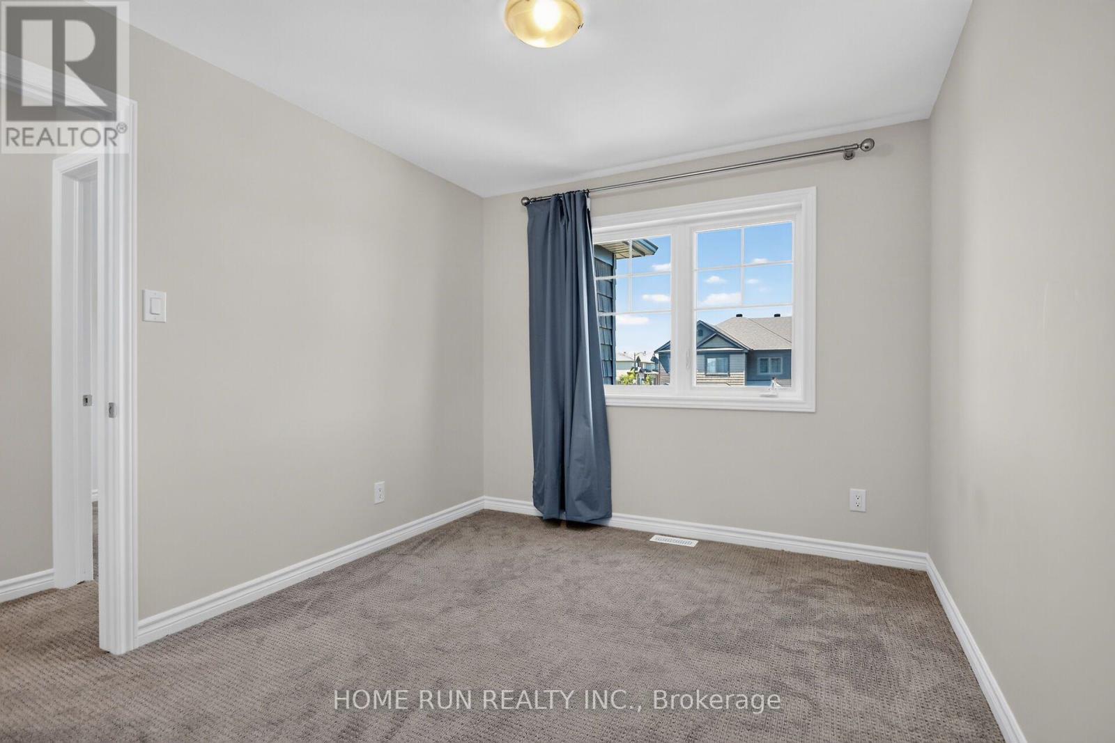 302 GRACKLE STREET - 25