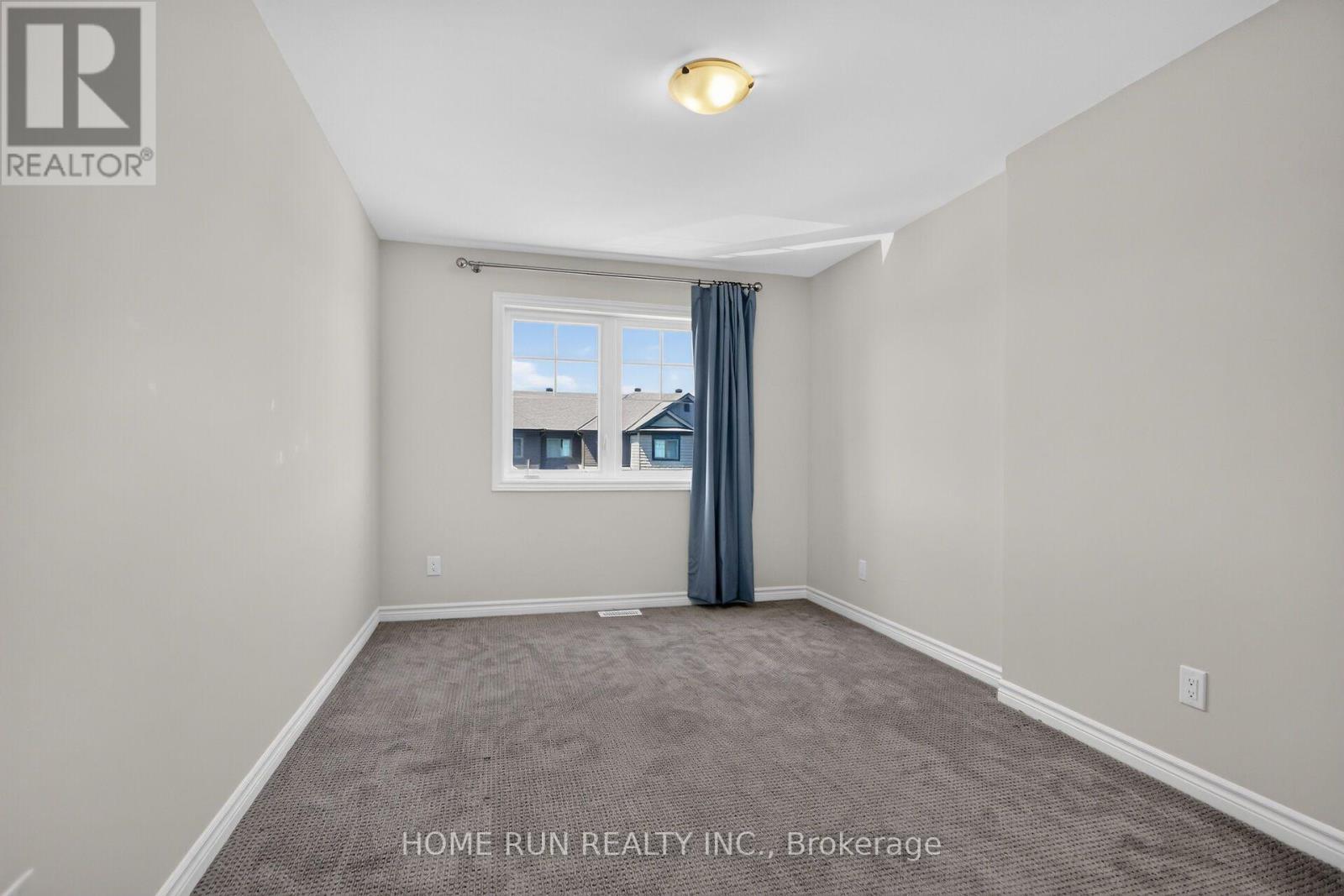 302 GRACKLE STREET - 26