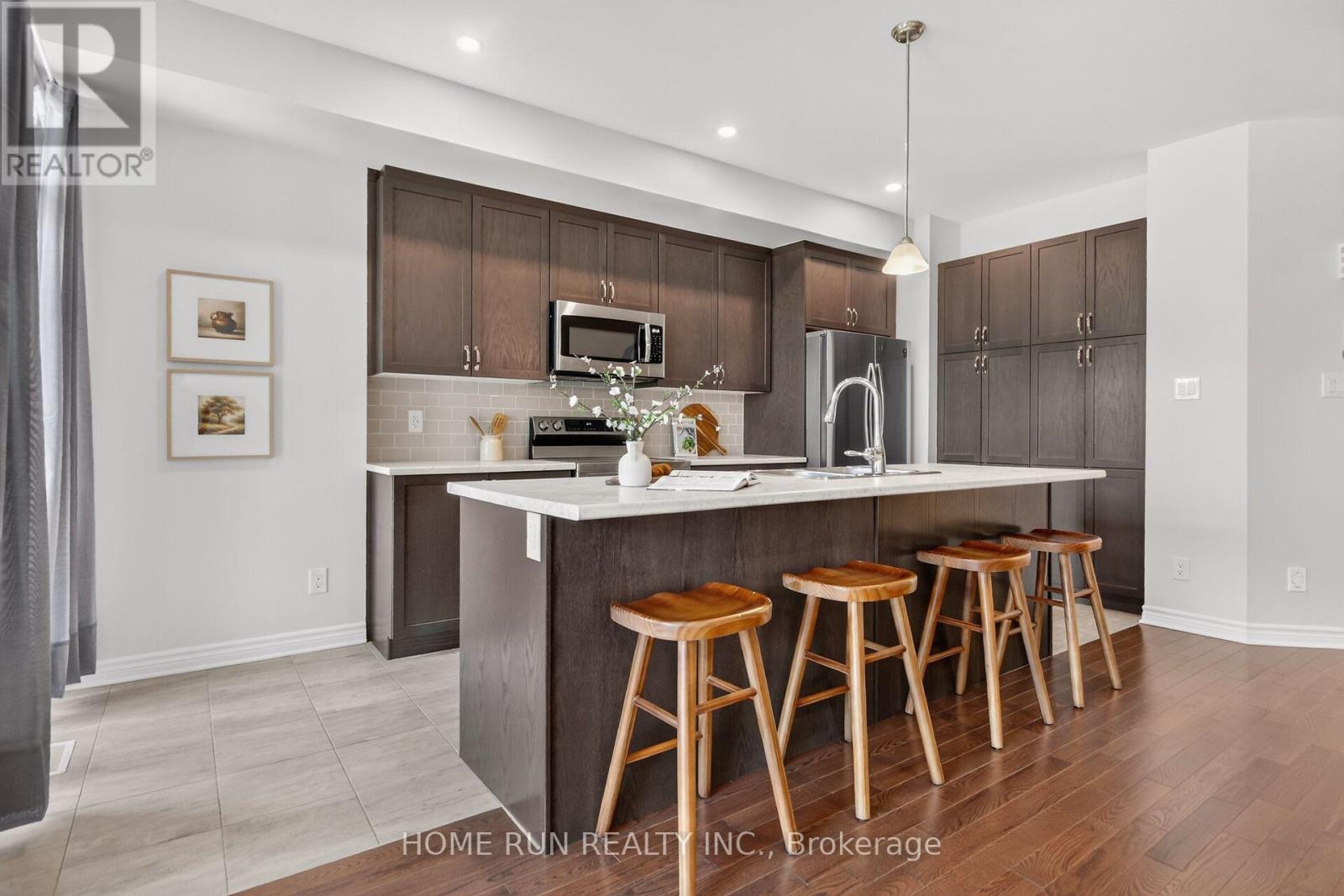 302 GRACKLE STREET - 8