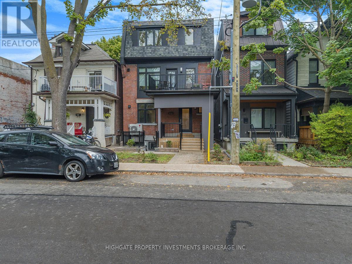 Photo of 543 Roxton Road