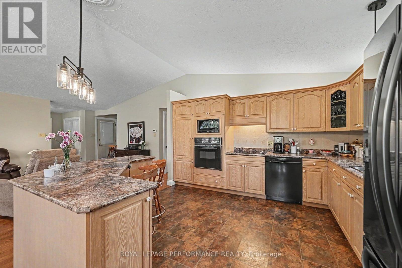 1401 HOLY CROSS BOULEVARD - 13