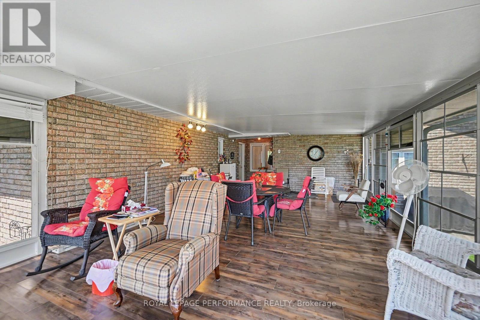 1401 HOLY CROSS BOULEVARD - 16