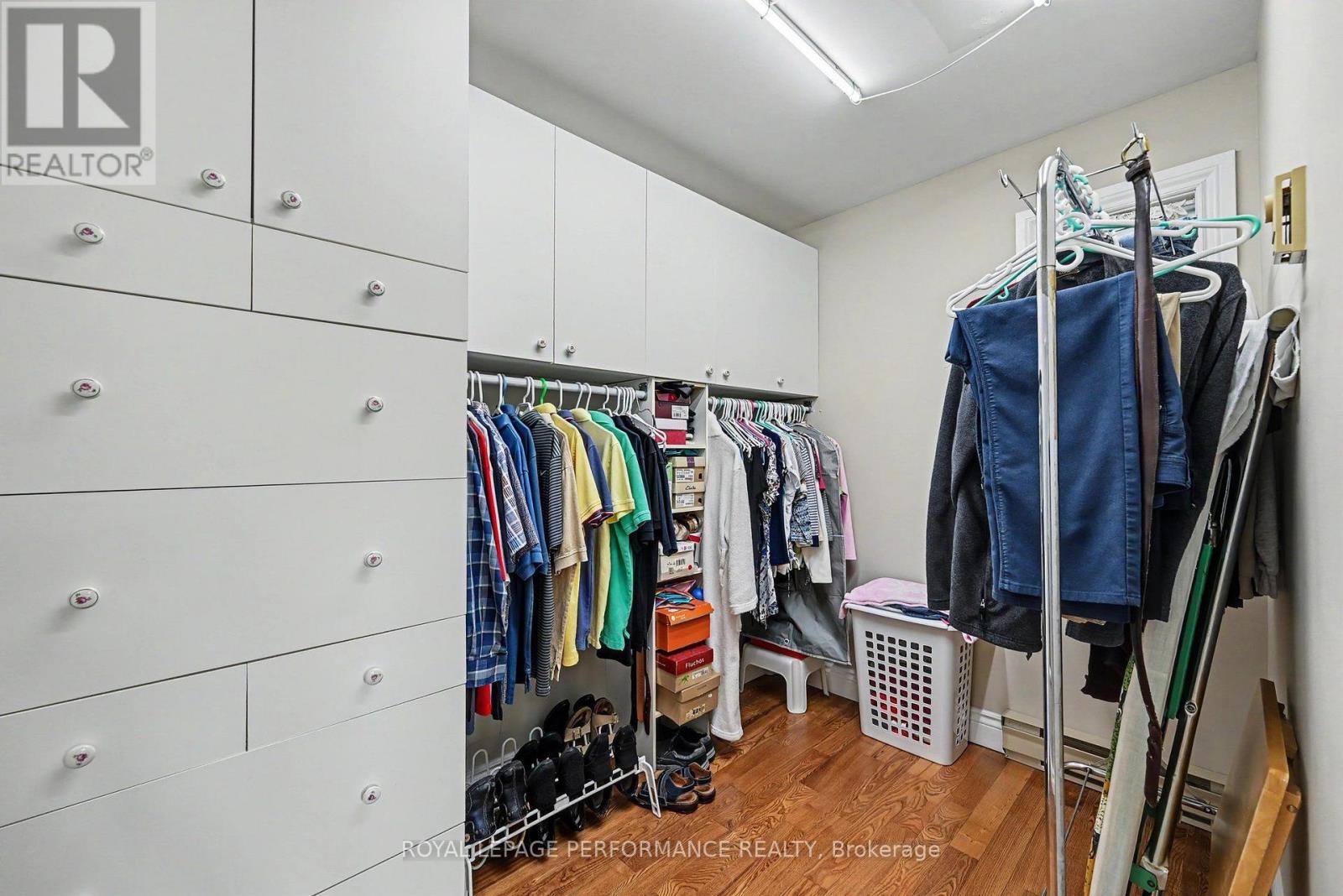 1401 HOLY CROSS BOULEVARD - 20