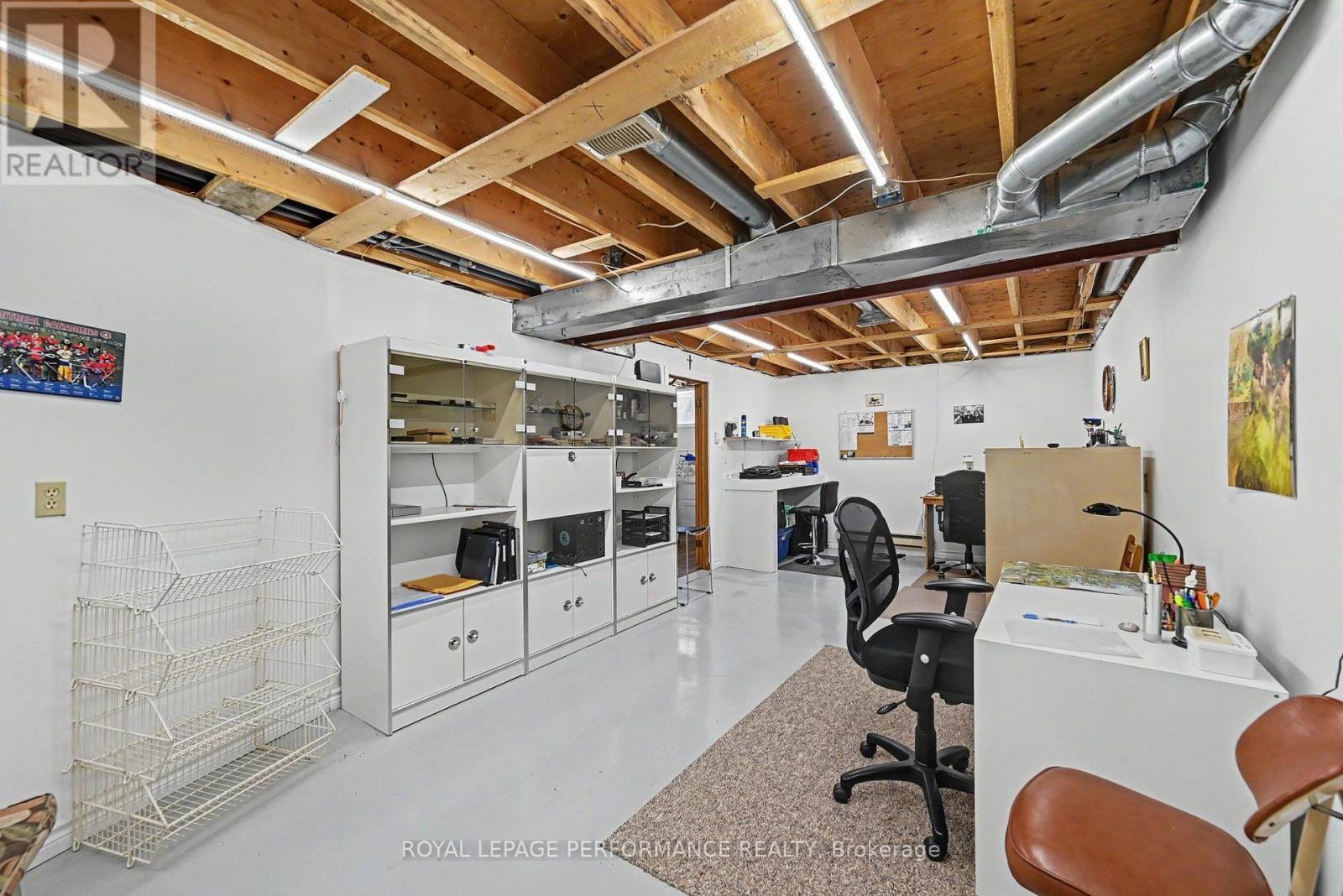 1401 HOLY CROSS BOULEVARD - 33