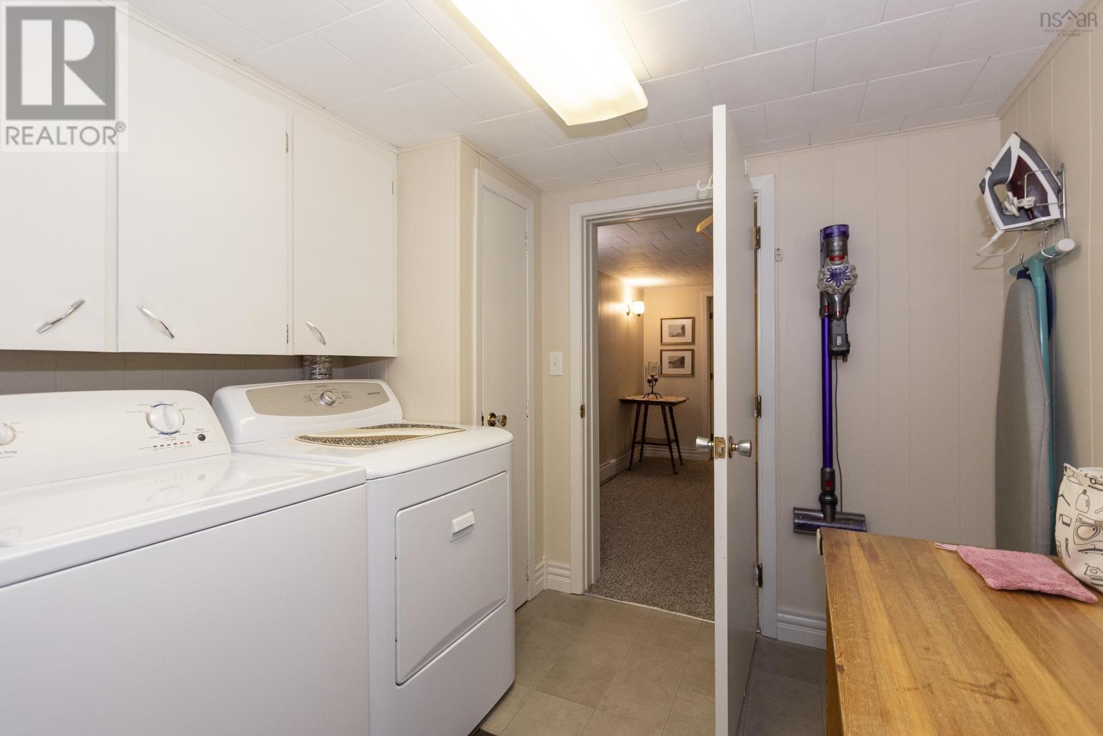 12 Central Avenue - 34
