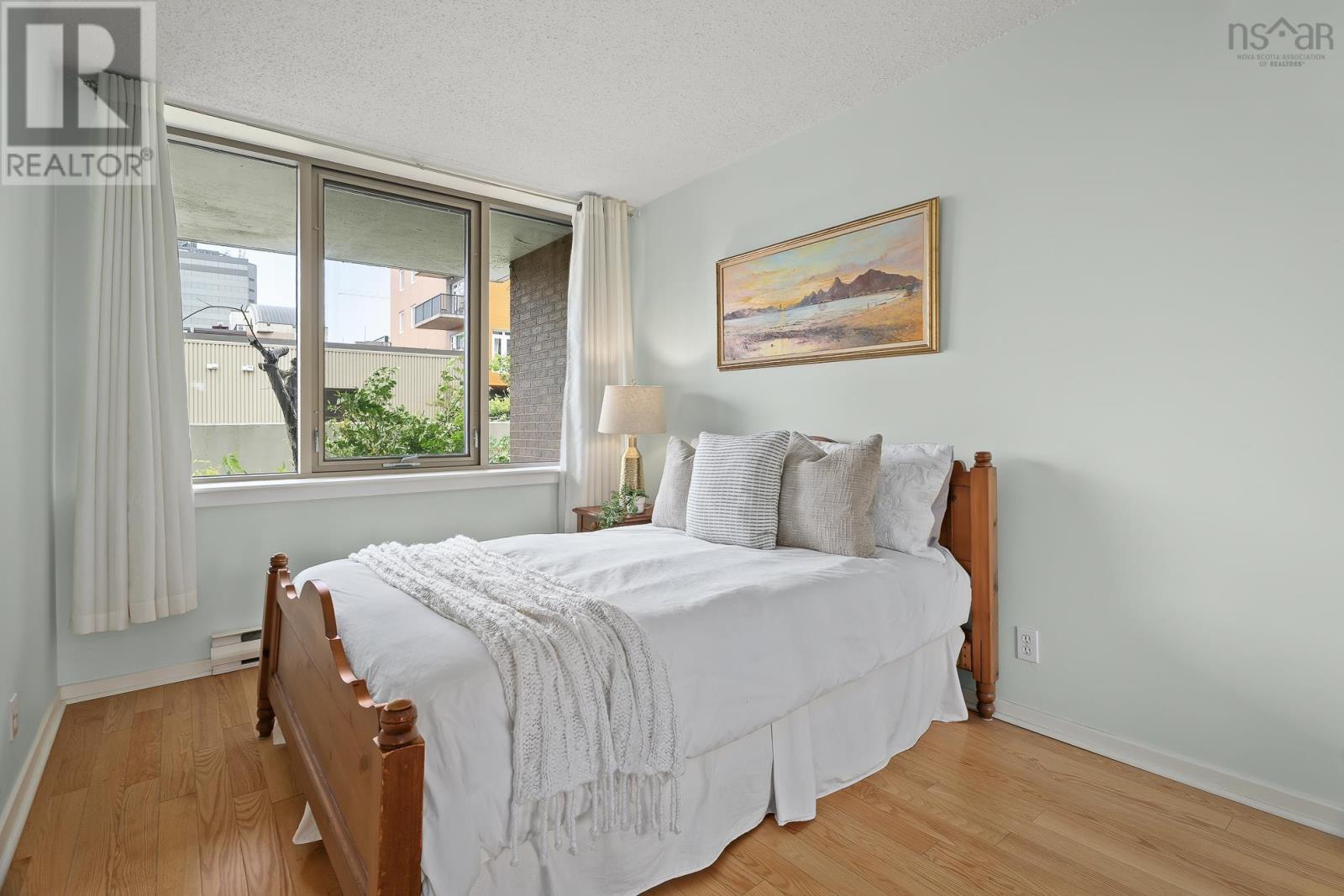 #104 1 Prince Street - 23