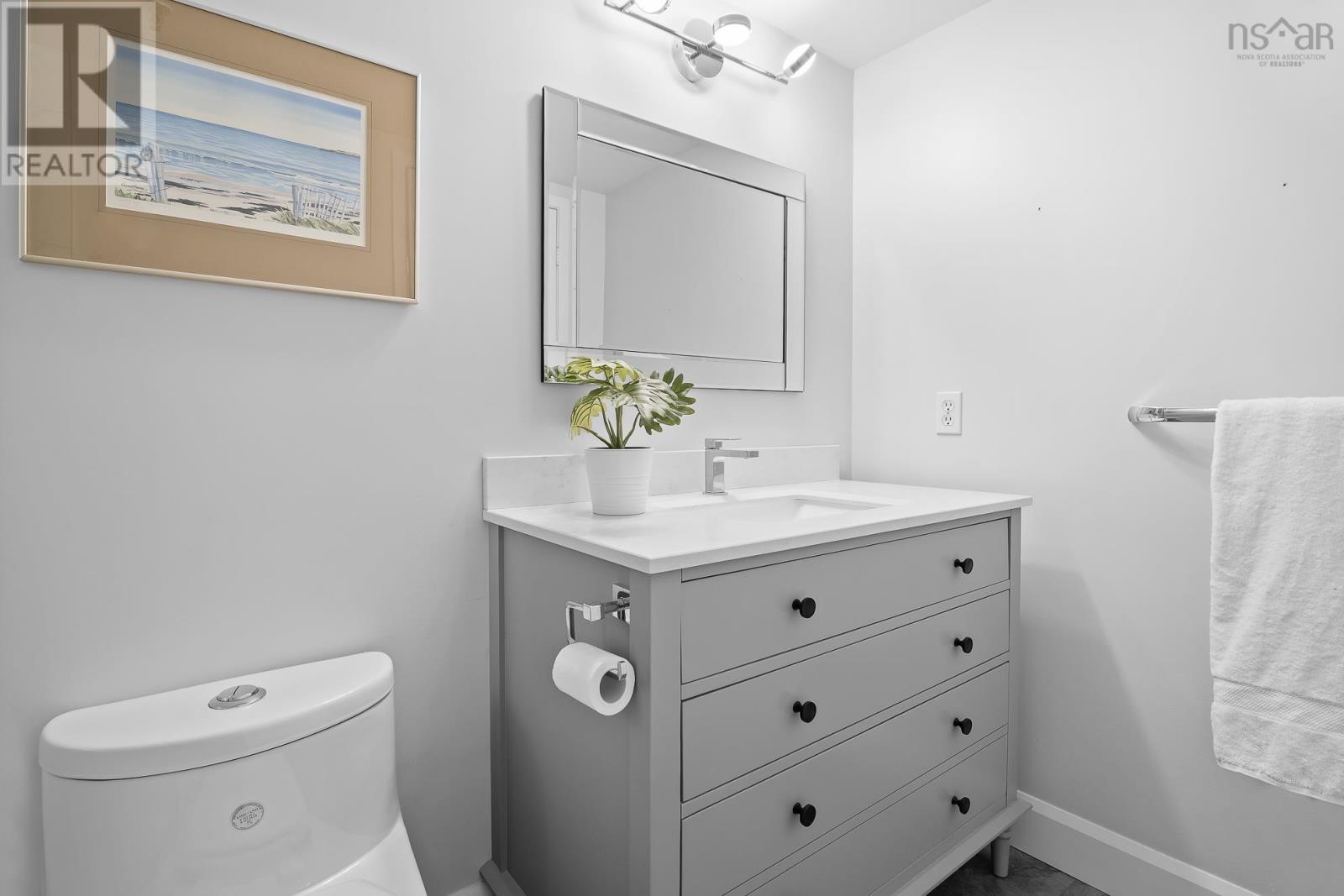 #104 1 Prince Street - 22