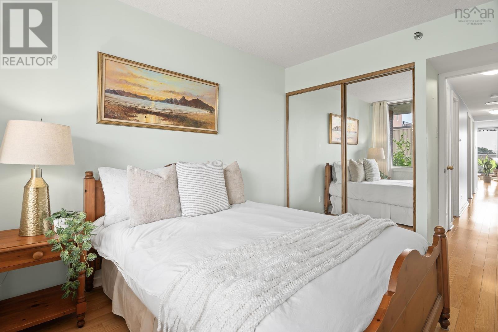 #104 1 Prince Street - 24