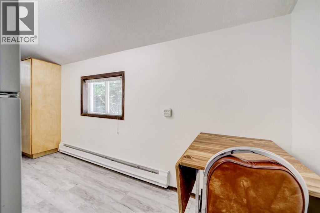 1225 84 Street - 10