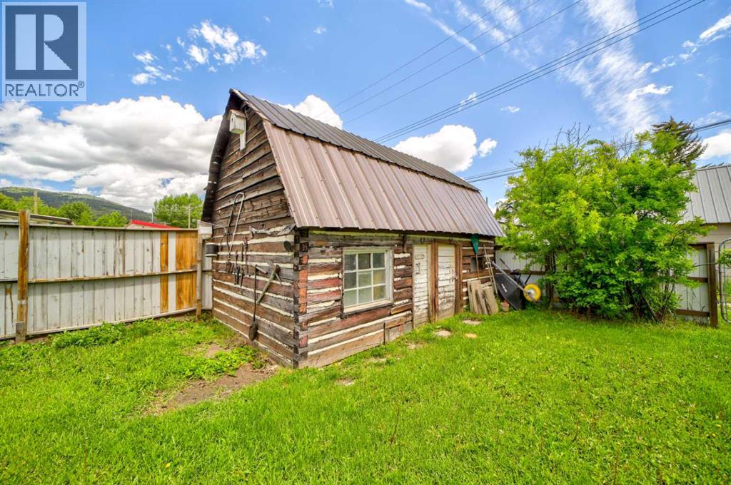 1225 84 Street - 35