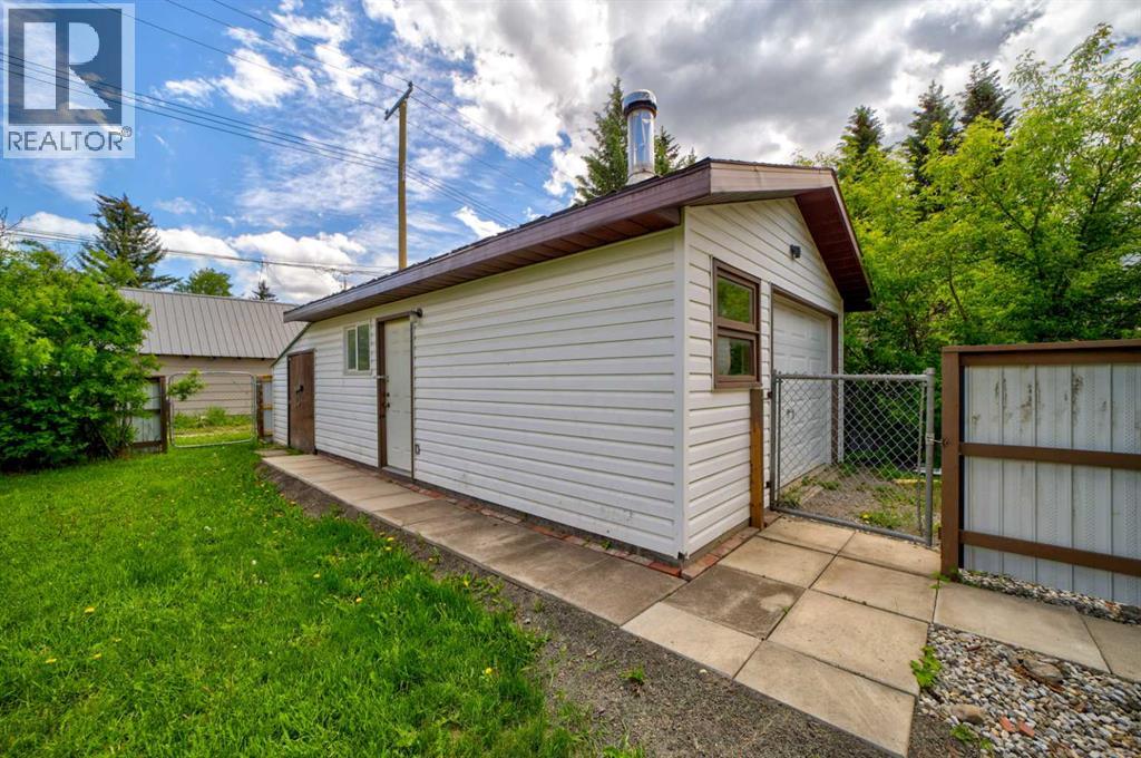 1225 84 Street - 34