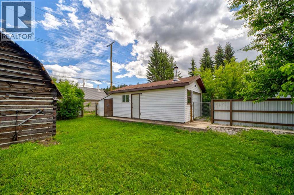 1225 84 Street - 33