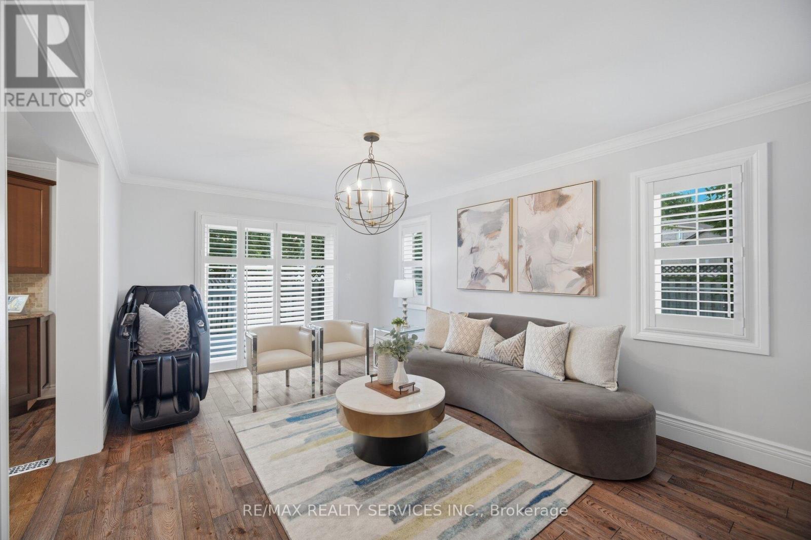 35 GLENMANOR DRIVE - 16