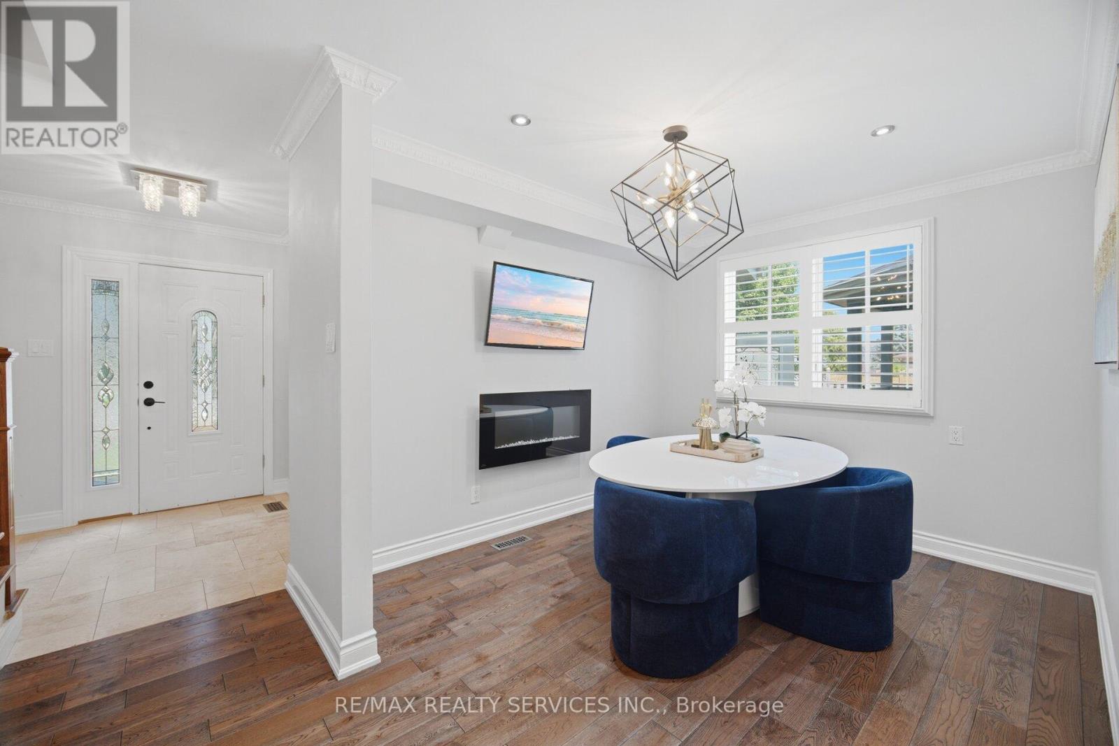 35 GLENMANOR DRIVE - 8