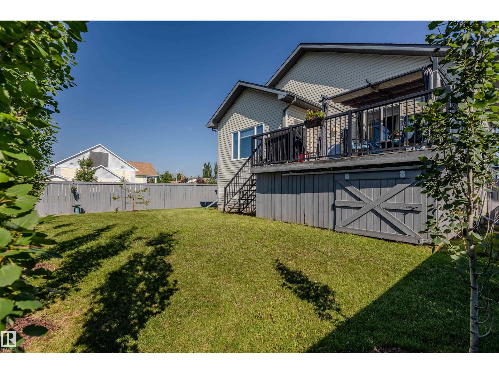 501 GRANDIN DR - 44