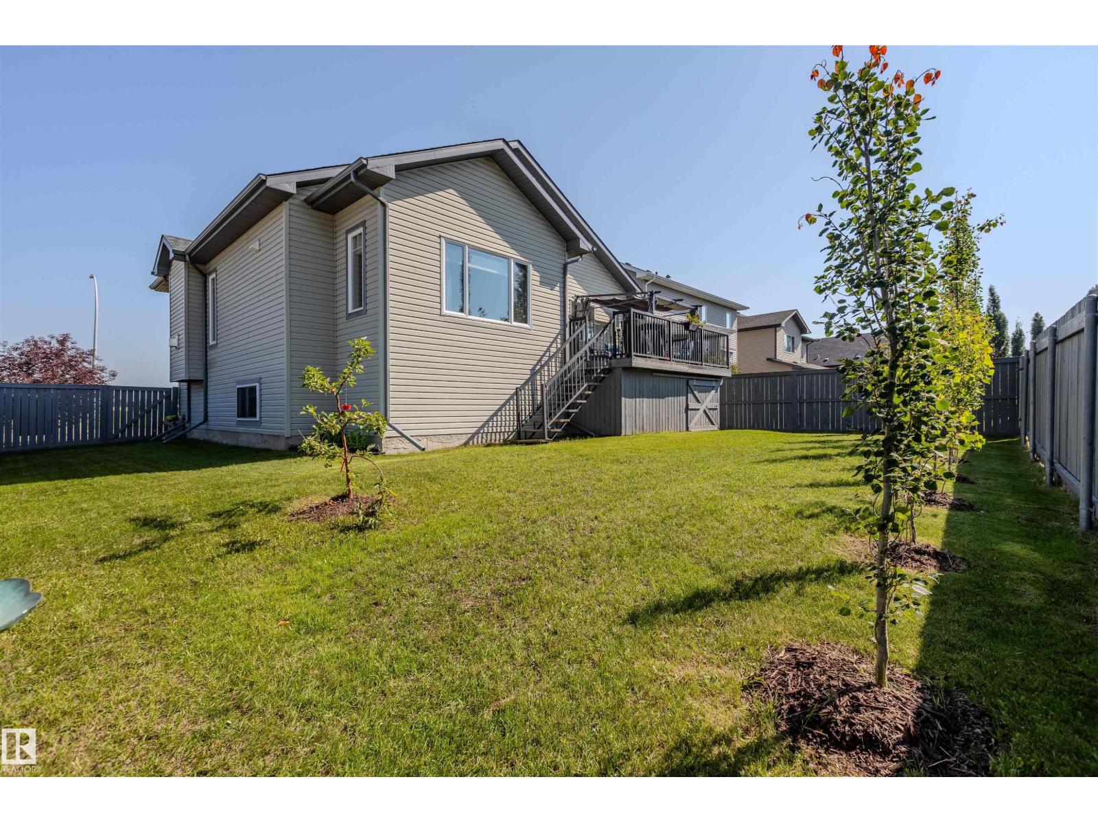 501 GRANDIN DR - 42