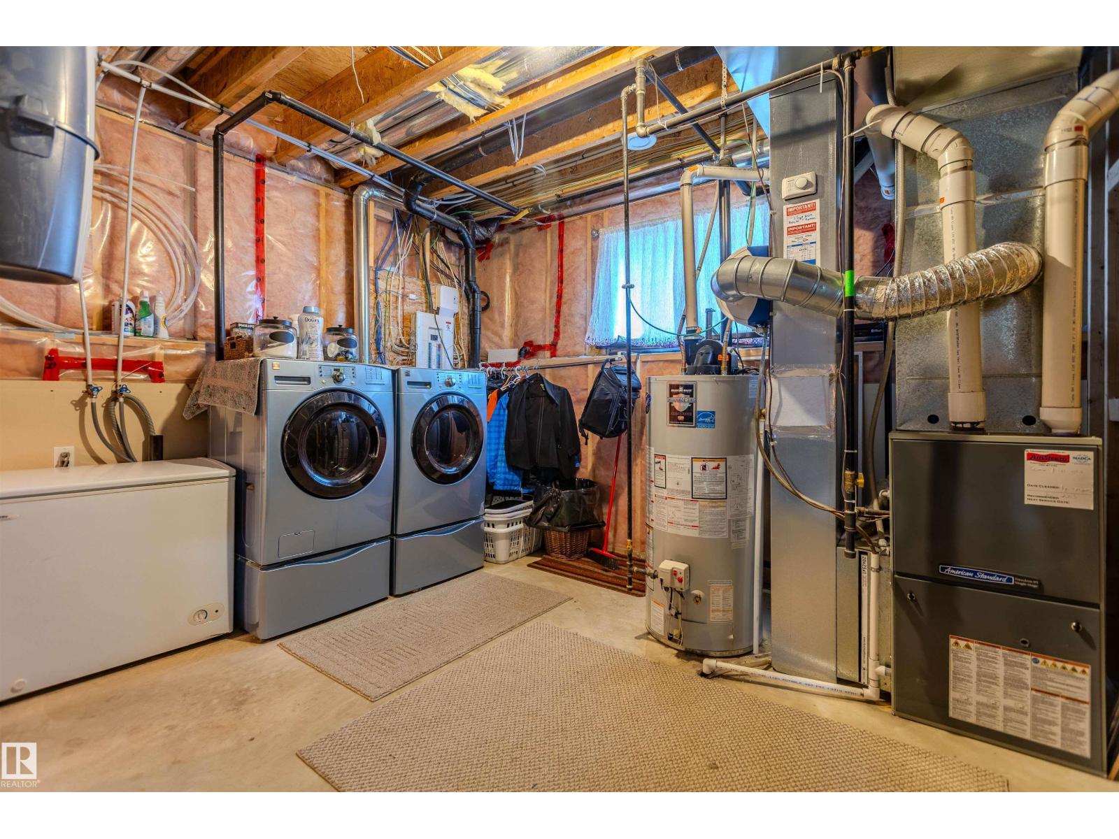 501 GRANDIN DR - 41