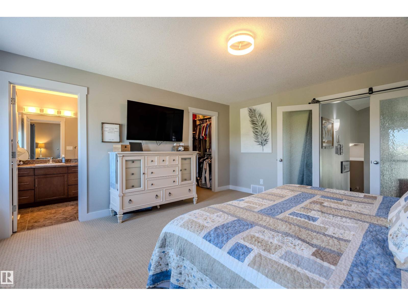 501 GRANDIN DR - 24
