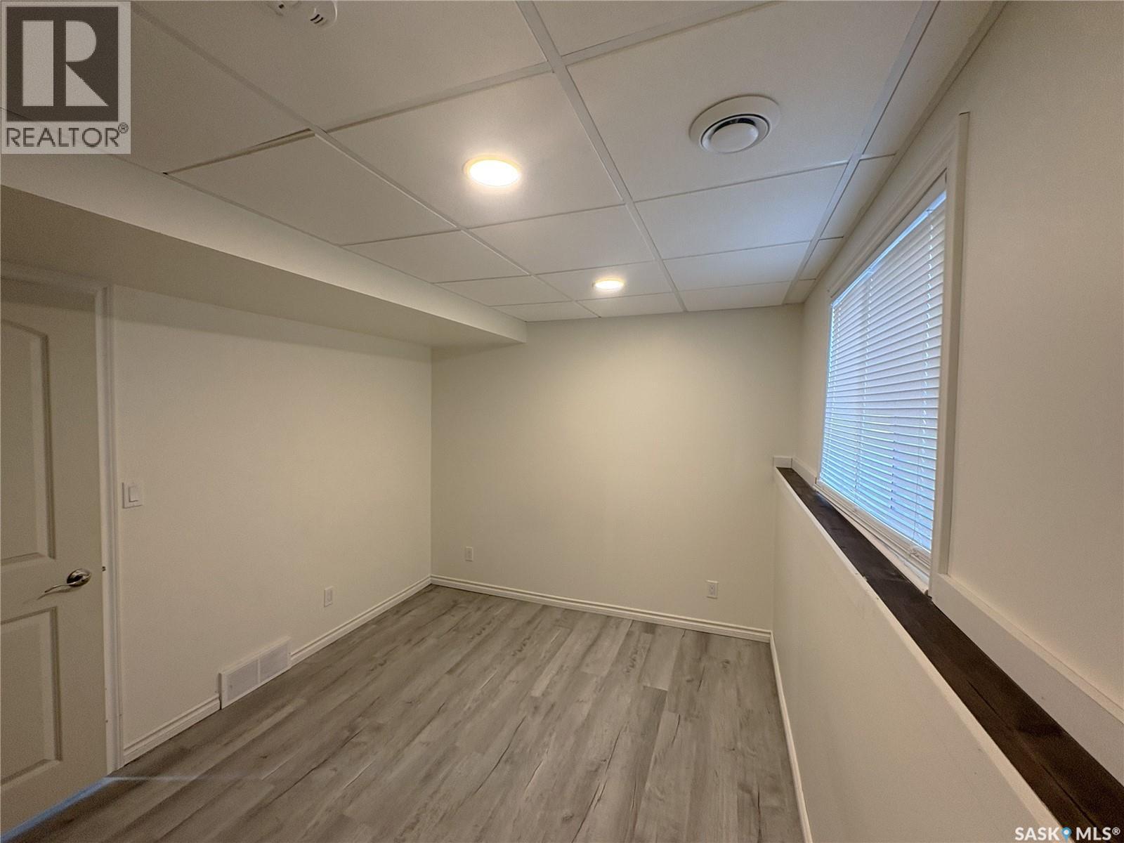 27 Calvert CRESCENT - 16
