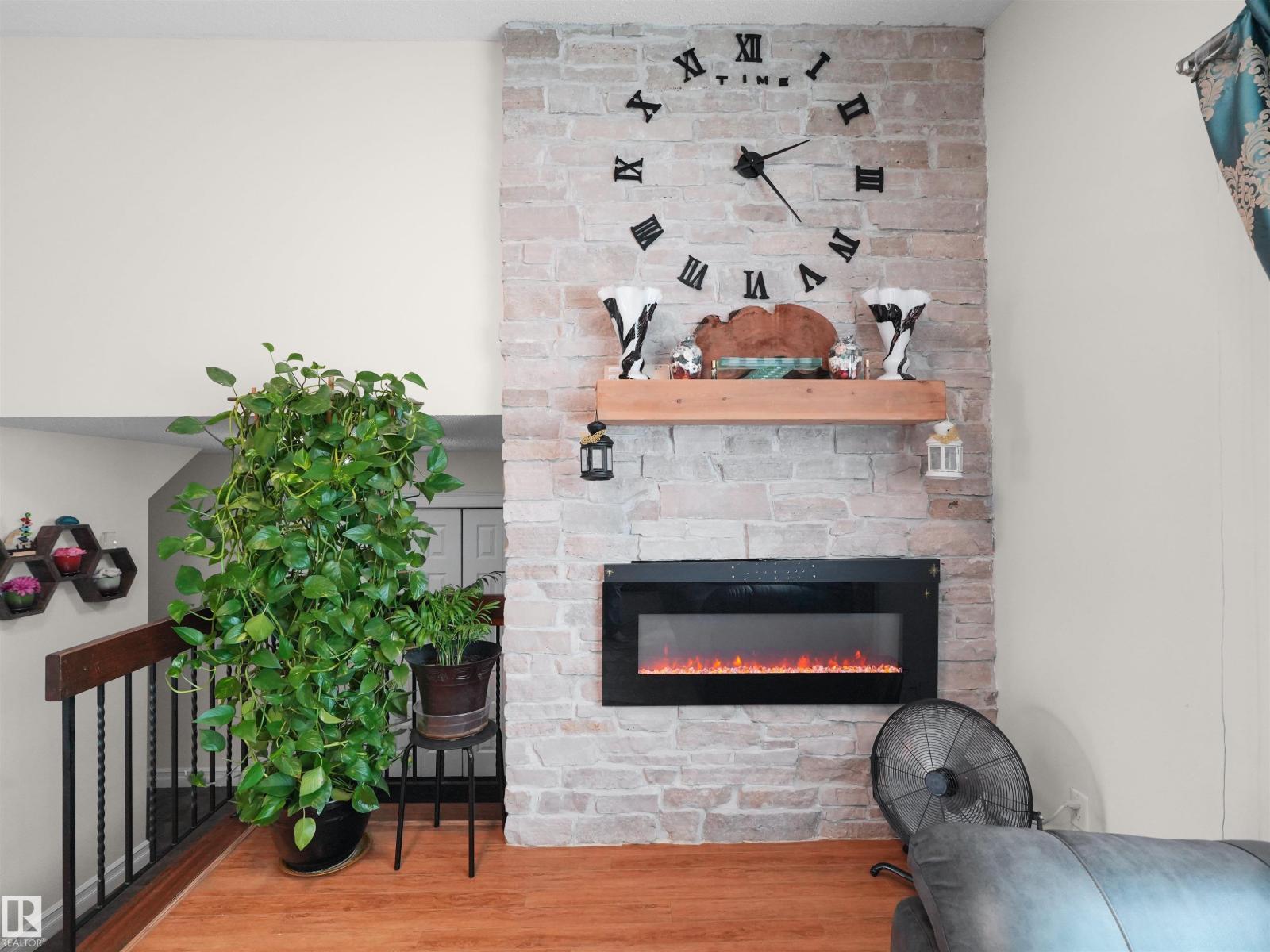 15603 122 ST NW - 18