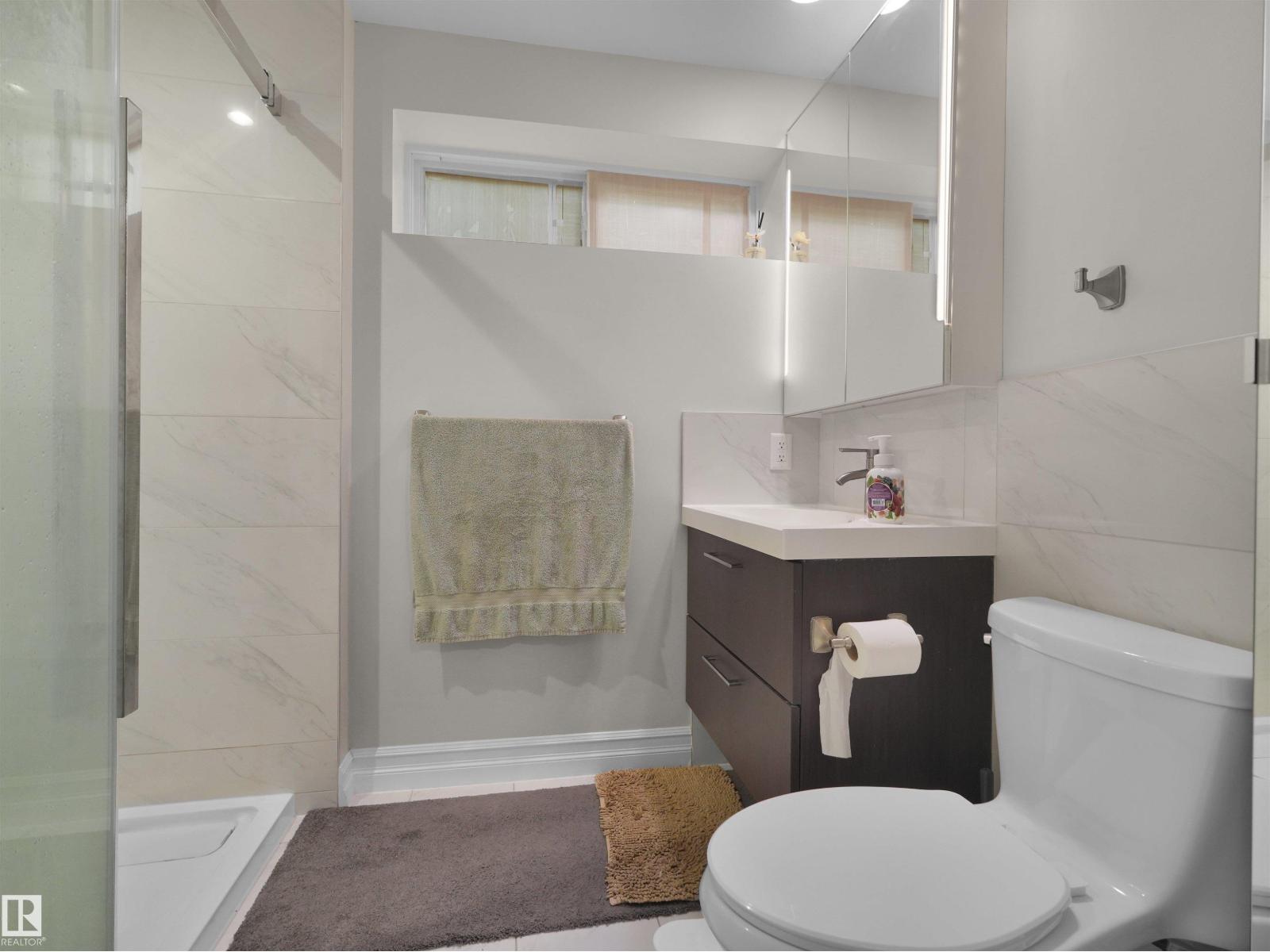 15603 122 ST NW - 47