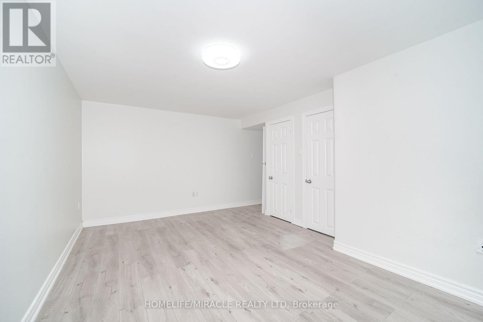 1074 MIDLAND AVENUE - 27