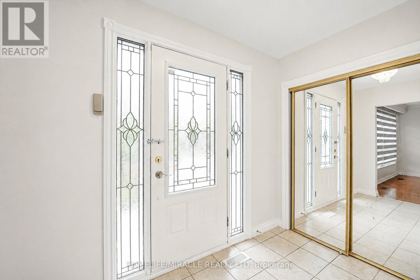 1074 MIDLAND AVENUE - 6