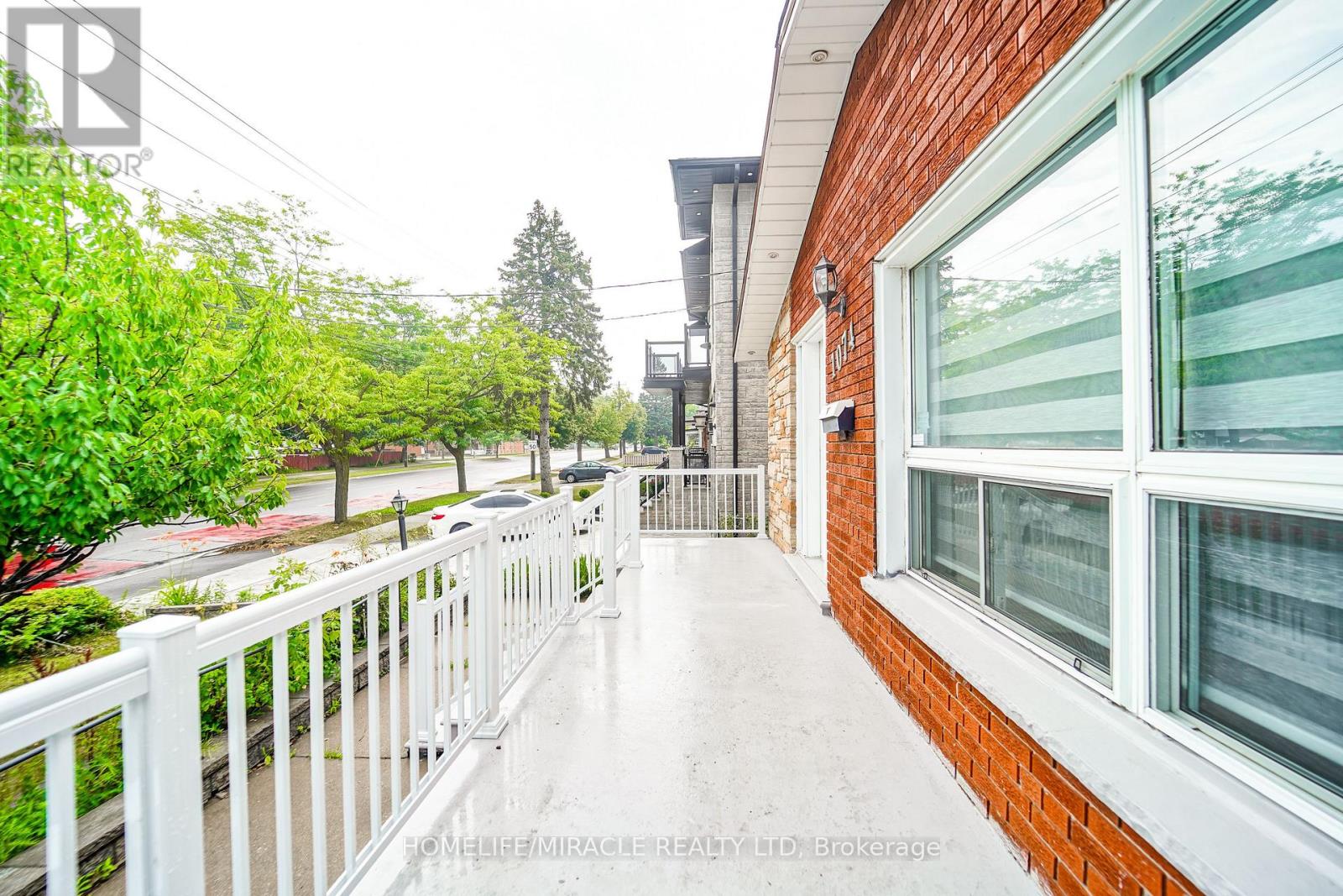 1074 MIDLAND AVENUE - 5
