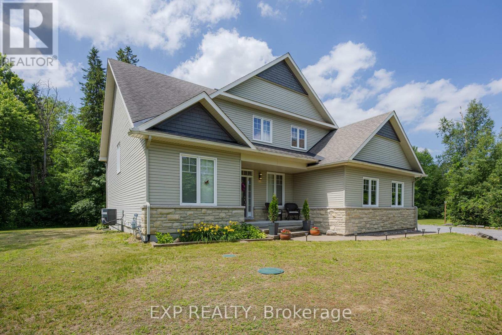 4 Bed, 4 Bath House for Sale in Ottawa – 635 WILLIAM MOONEY ROAD, Ottawa – MLS# X13547000 - Image 5