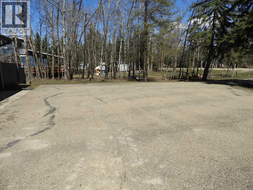 14 Parkland Crescent - 42